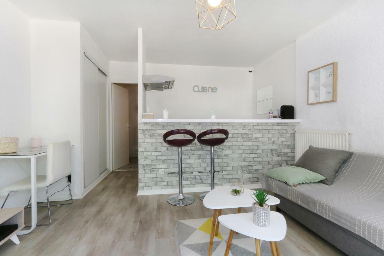 L escapade, wifi, parking, netflix, appart 2pers Apartment Montpellier Bagian luar foto